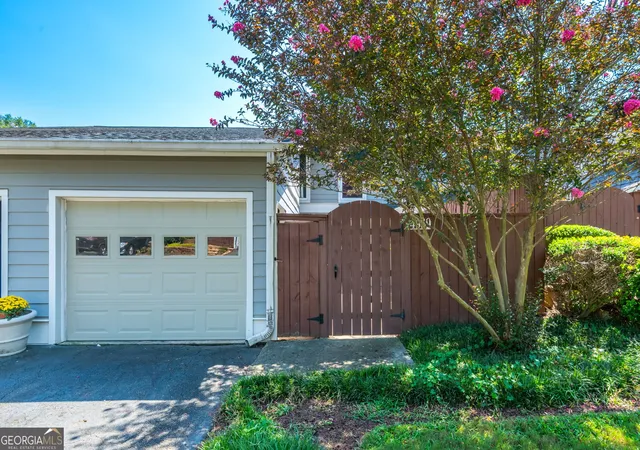 Photo 1 of Sale Pending at 4939 Meadow Ln, Marietta, GA 30068 | MLS# 10834080 | Listing updated on 2026-09-16