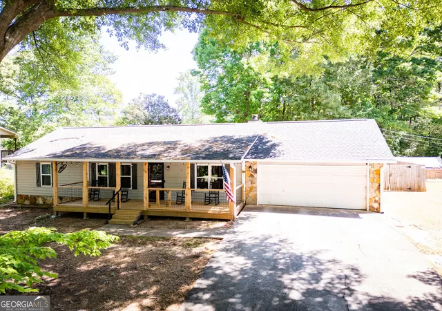 Photo 1 of Single family home for sale at 3997 Stacy Ln, Snellville, GA 30039 | MLS# 10825009 | Listing updated on 2026-09-02