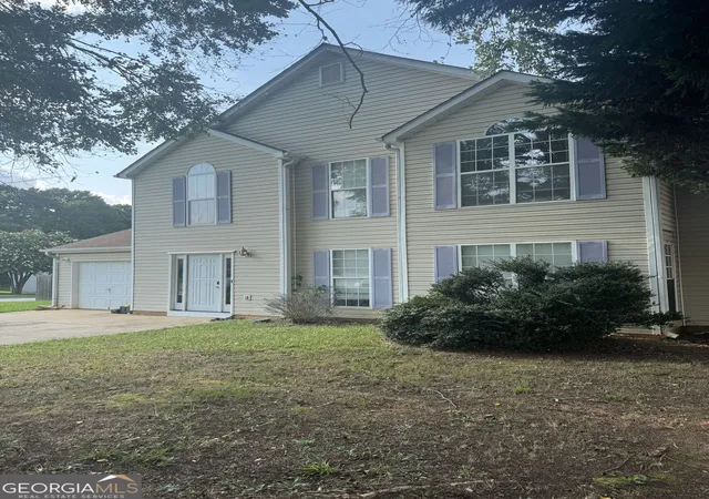 Photo 2 of Single family home for sale at 2578 Deann Dr, Ellenwood, GA 30294 | MLS# 10816180 | Listing updated on 2026-08-29