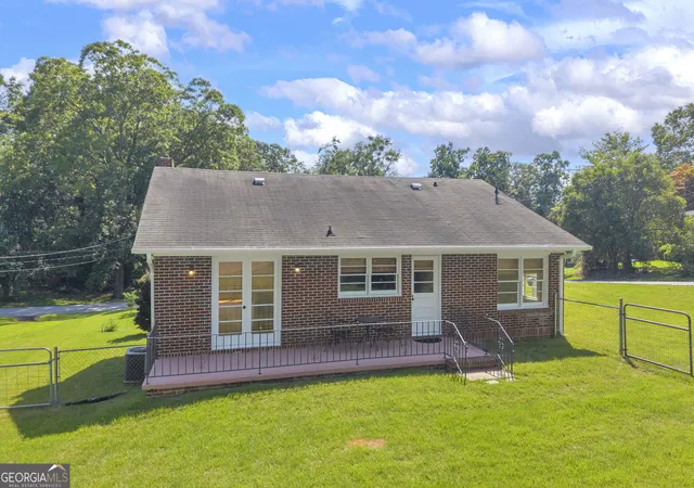 Homes for sale in Toccoa, GA | 142 Ola St, Toccoa, GA 30577 | MLS# 10800726