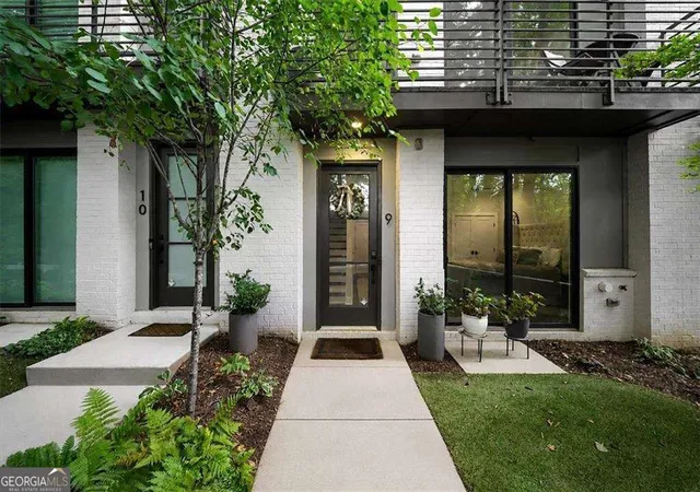 Photo 1 of Sale Pending at 550 N Highland Ave Ne #9, Atlanta, GA 30307 | MLS# 10829583 | Listing updated on 2026-09-01