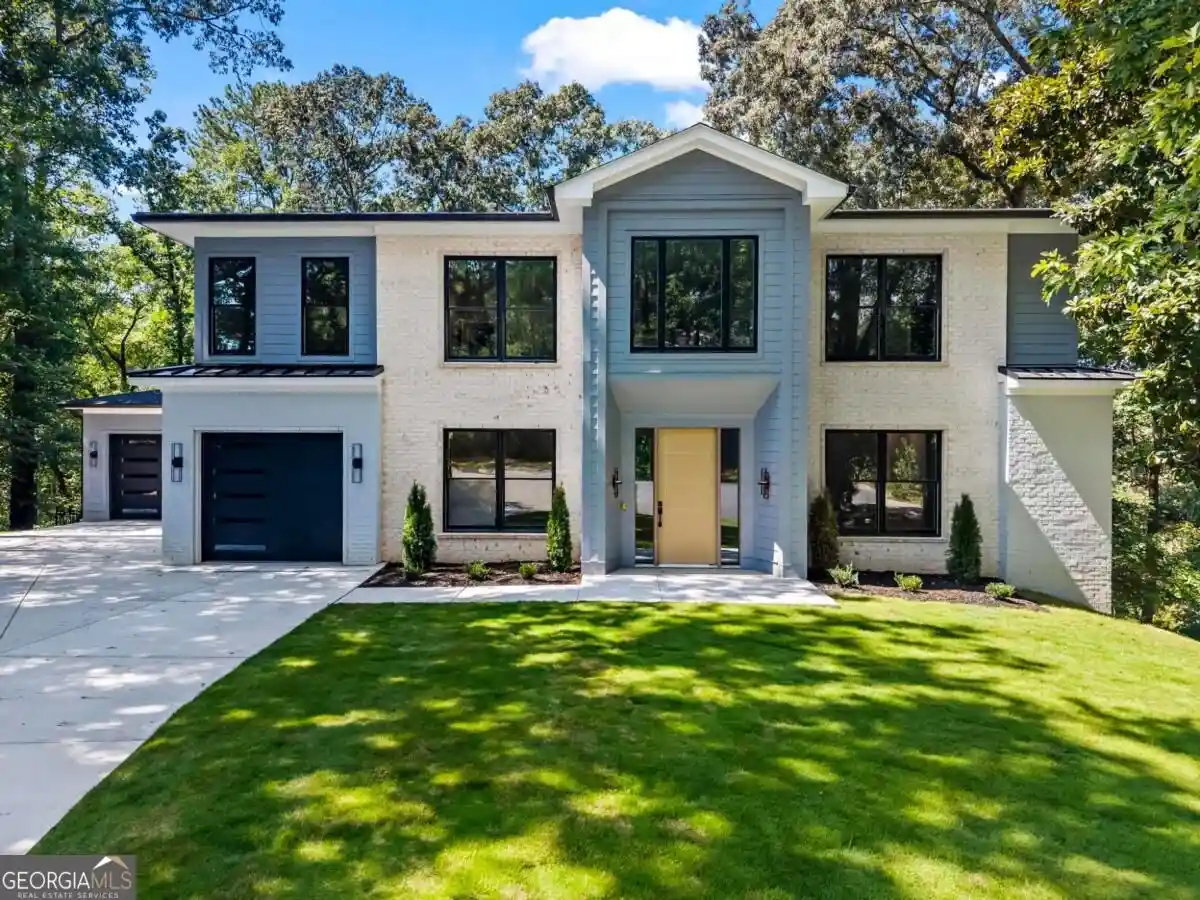 Photo 1 of Mansion for sale at 233 Brookcliff Tr, Marietta, GA 30068 | MLS# 10866914 | Listing updated on 2026-10-22