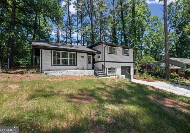 Photo 3 of Single family home for sale at 3025 Mckenzie Rd, Atlanta, GA 30344 | MLS# 10778847 | Listing updated on 2026-08-25
