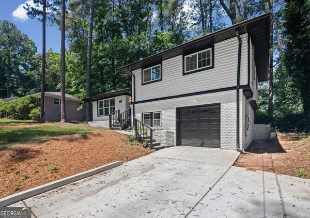 Photo 4 of Single family home for sale at 3025 Mckenzie Rd, Atlanta, GA 30344 | MLS# 10778847 | Listing updated on 2026-08-25