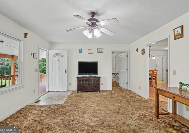 3rd image of 118 Cub Ln, Rabun Gap, GA 30568 | MLS# 10800286