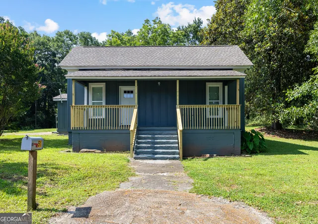 Photo 1 of Single family home for sale at 51 E Jones St, Newnan, GA 30263 | MLS# 10811802 | Listing updated on 2026-08-06