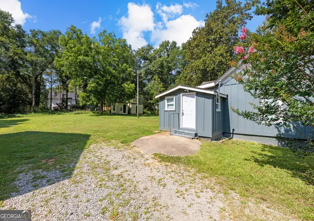 Photo 4 of Single family home for sale at 51 E Jones St, Newnan, GA 30263 | MLS# 10811802 | Listing updated on 2026-08-06