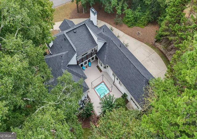 Photo 2 of Single family home for sale at 180 Pebble Beach Dr, Fayetteville, GA 30215 | MLS# 10835452 | Listing updated on 2026-09-11