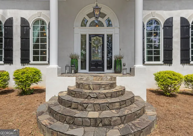 Photo 2 of Single family home for sale at 180 Pebble Beach Dr, Fayetteville, GA 30215 | MLS# 10835452 | Listing updated on 2026-09-11
