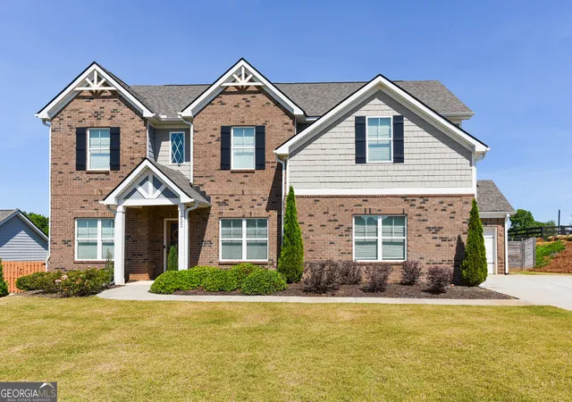 1st image of 232 Township Dr, Senoia, GA 30276 | MLS# 10803622