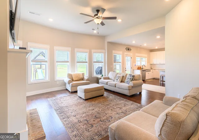 4th image of 232 Township Dr, Senoia, GA 30276 | MLS# 10803622