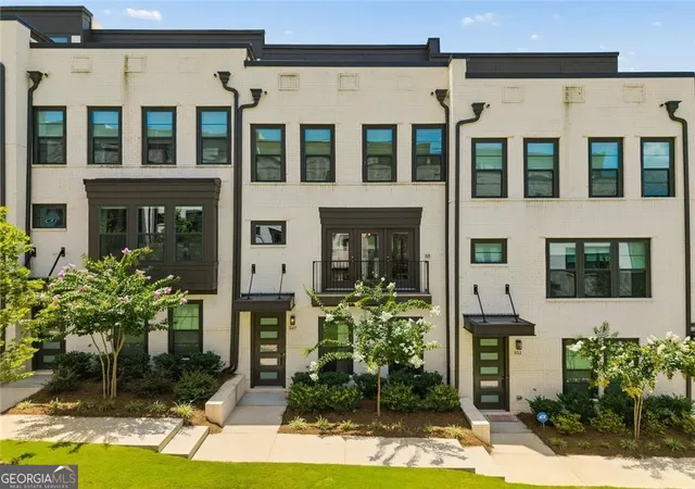 1st image of 547 Ember Ln Nw, Atlanta, GA 30318 | MLS# 10816866