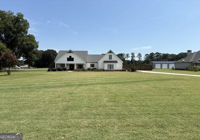 Photo 3 of Single family home for sale at 3706 Hwy 83, Good Hope, GA 30641 | MLS# 10826845 | Listing updated on 2026-08-29