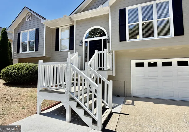Photo 2 of Sale Pending at 507 Legacy Park Ln, Powder Springs, GA 30127 | MLS# 10765969 | Listing updated on 2026-10-03