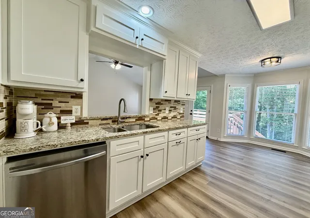 Photo 4 of Sale Pending at 507 Legacy Park Ln, Powder Springs, GA 30127 | MLS# 10765969 | Listing updated on 2026-10-03