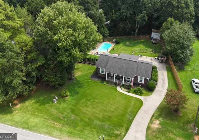 Photo 3 of Single family home for sale at 154 New Prospect Rd, Hartwell, GA 30643 | MLS# 10818235 | Listing updated on 2026-08-17