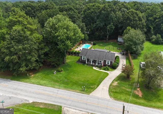 Photo 4 of Single family home for sale at 154 New Prospect Rd, Hartwell, GA 30643 | MLS# 10818235 | Listing updated on 2026-08-17