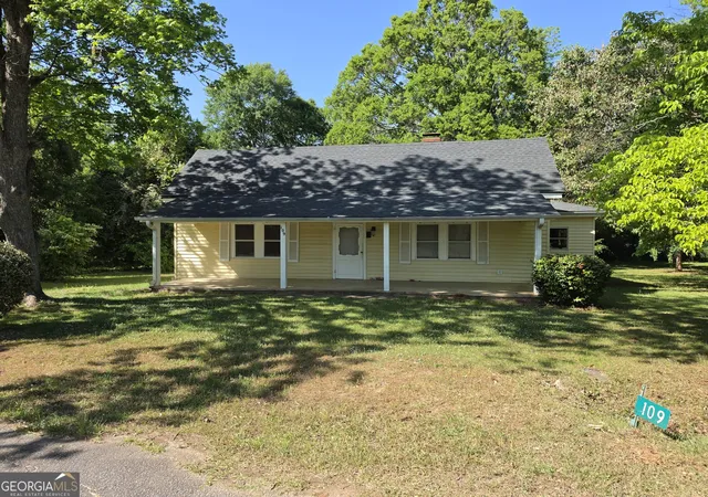 Photo 1 of Single family home for sale at 109 Springdale Dr, Washington, GA 30673 | MLS# 10738098 | Listing updated on 2026-10-13