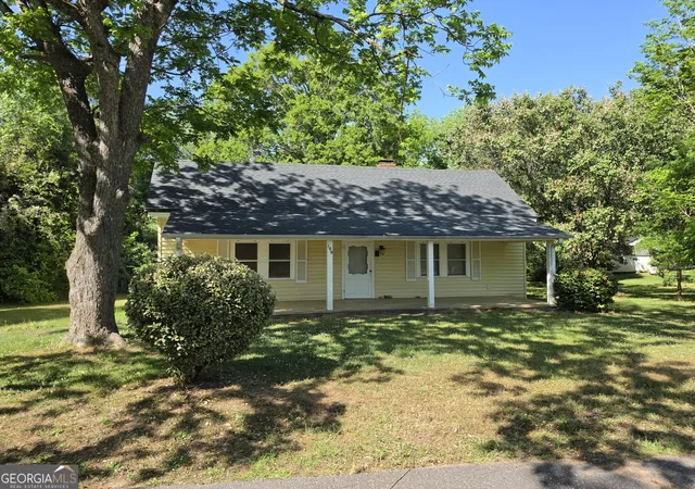 Photo 2 of Single family home for sale at 109 Springdale Dr, Washington, GA 30673 | MLS# 10738098 | Listing updated on 2026-10-13