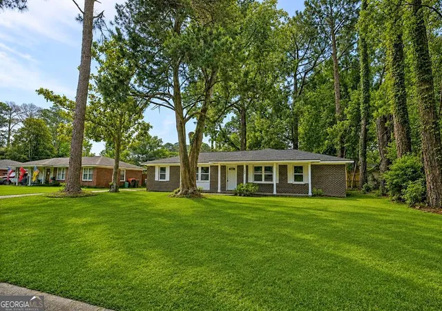 4th image of 206 Paradise Dr, Savannah, GA 31406 | MLS# 10810047