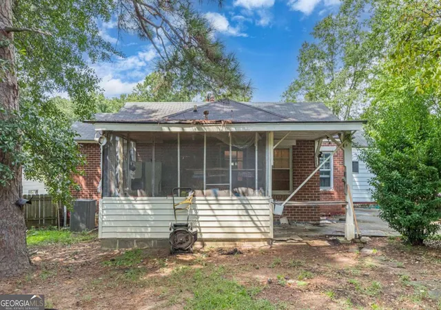 Photo 3 of Single family home for sale at 612 Cofield Dr, Atlanta, GA 30354 | MLS# 10825656 | Listing updated on 2026-08-27