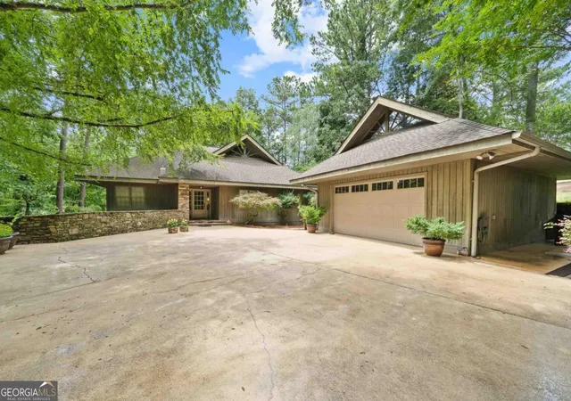 1st image of 1031 Old Still Rd, Greensboro, GA 30642 | MLS# 10799510
