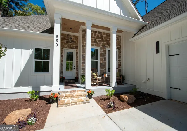 Photo 2 of Single family home for sale at 680 Ponderosa Ct, Fayetteville, GA 30214 | MLS# 10733157 | Listing updated on 2026-09-06
