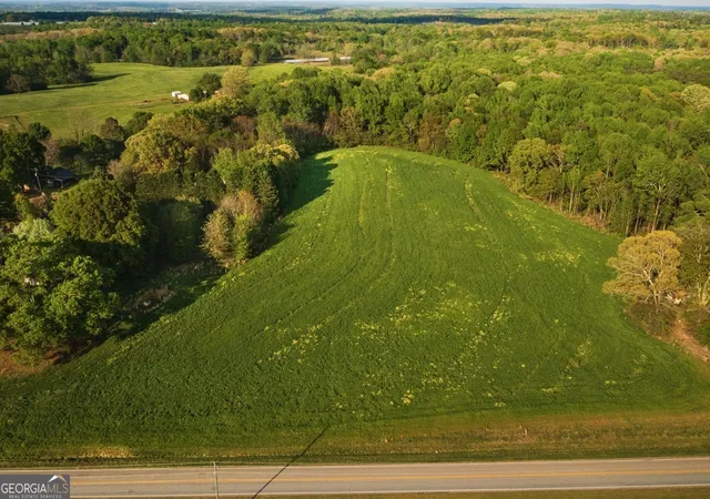 Photo 4 of Sale Pending at 750 Poca Rd, Danielsville, GA 30633 | MLS# 10808309 | Listing updated on 2026-09-04