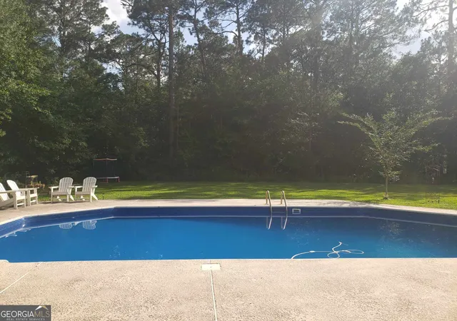 5th image of 210 Pineview Ave, Baxley, GA 31513 | MLS# 10794696