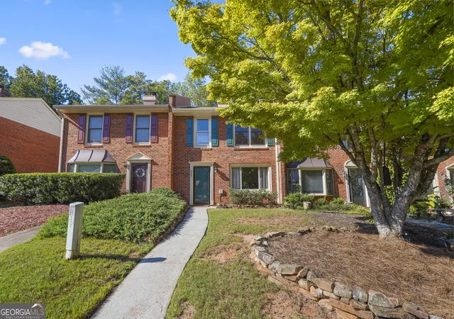 Townhouse for sale at 6097 Queen Anne Ct, Norcross, GA 30093 | MLS# 10871048