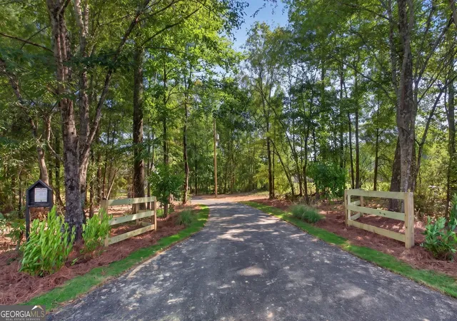3rd image of 457 Relay Rd, Silver Creek, GA 30173 | MLS# 10826093