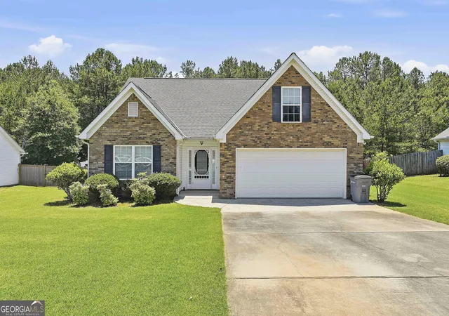 2nd image of 113 Perimeter Dr, Lagrange, GA 30241 | MLS# 10773748