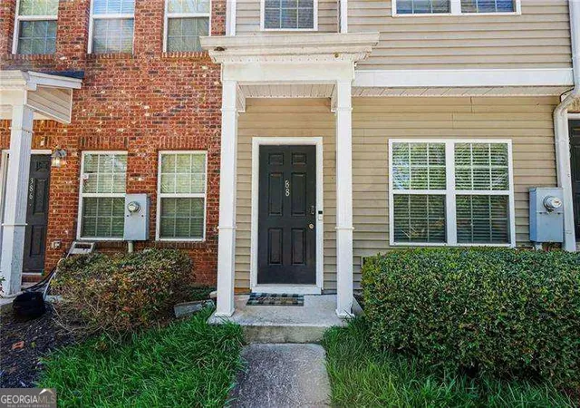Photo 3 of Townhouse for sale at 388 Berckman Dr Nw, Lilburn, GA 30047 | MLS# 10811615 | Listing updated on 2026-09-12