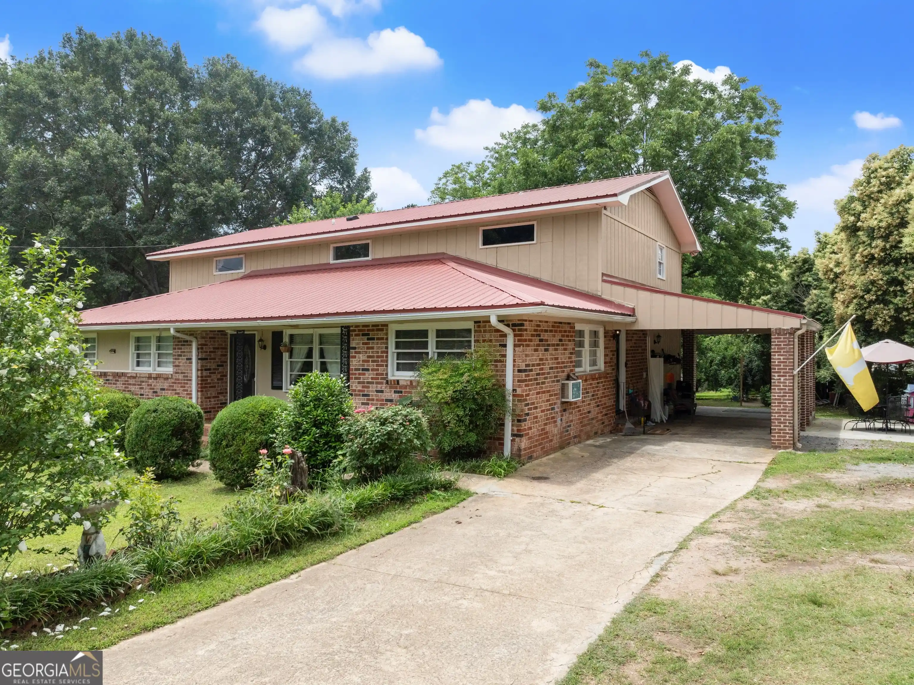 Photo 1 of Single family home for sale at 157 Glendale Hts, Winterville, GA 30683 | MLS# 10856283 | Listing updated on 2026-10-15
