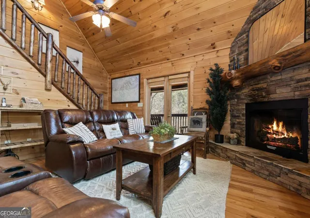 3rd image of 113 Dallas Ln, Blue Ridge, GA 30513 | MLS# 10826709