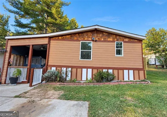 Photo 1 of Manufactured home for sale at 5109 Persimmon, Buford, GA 30518 | MLS# 10880587 | Listing updated on 2026-10-28