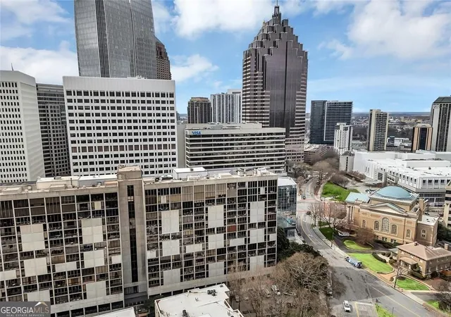 Listing Photo 2 - Condo for sale in building located at 145 15Th St Ne, Atlanta, GA 30309 - Unit #409