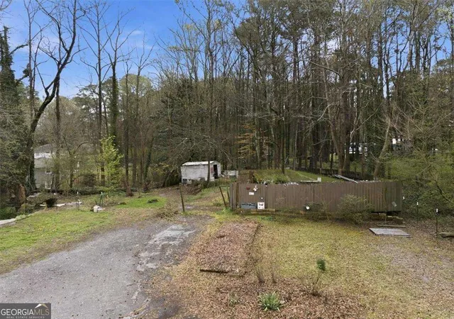 5th image of 272 Gordon Cir Sw, Mableton, GA 30126 | MLS# 10736660