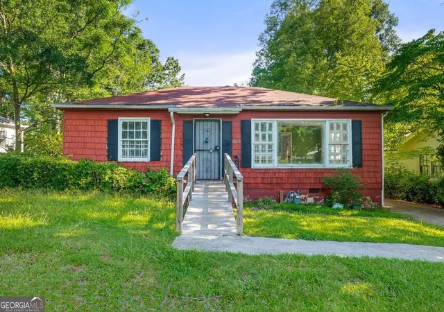 Photo 1 of Sale Pending at 1851 Penelope Rd Nw, Atlanta, GA 30314 | MLS# 10689037 | Listing updated on 2026-08-06