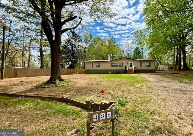 2nd image of 488 Lake Cir, Newnan, GA 30263 | MLS# 10724213