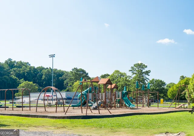 30th image of 473 Conway St, Dalton, GA 30720 | MLS# 10799107