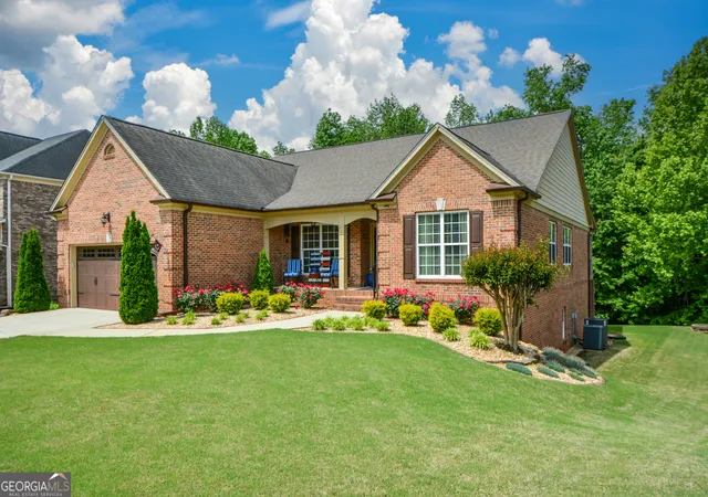 1st image of 4332 Chesterfield Ct, Buford, GA 30518 | MLS# 10803293