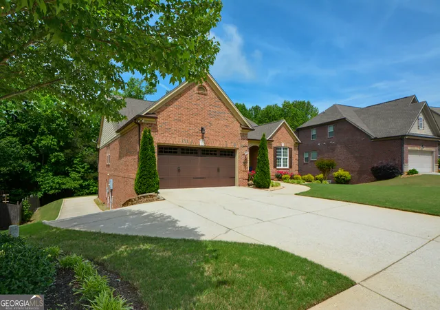2nd image of 4332 Chesterfield Ct, Buford, GA 30518 | MLS# 10803293