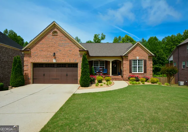 Photo 3 of Single family home for sale at 4332 Chesterfield Ct, Buford, GA 30518 | MLS# 10803293 | Listing updated on 2026-09-11