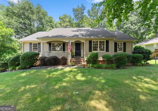 3rd image of 1155 Lakeridge Ct, Grayson, GA 30017 | MLS# 10801196