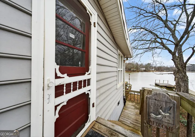 Photo 3 of Single family home for sale at 126 Elizabeth Cir, Jackson, GA 30233 | MLS# 10758533 | Listing updated on 2026-08-27