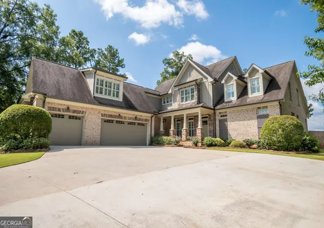 Photo 2 of Single family home for sale at 2163 Heather Ln, Bogart, GA 30622 | MLS# 10814224 | Listing updated on 2026-08-11