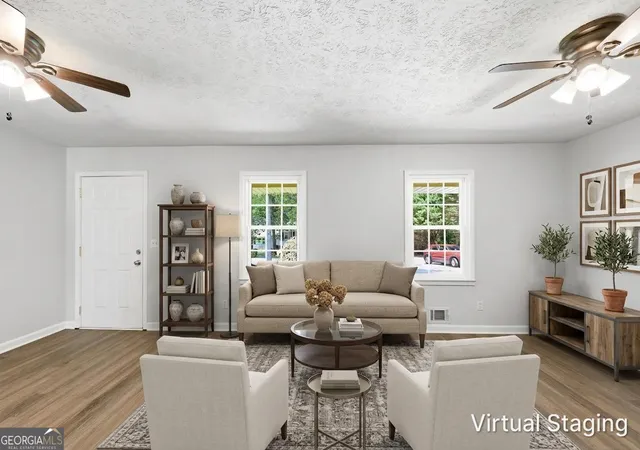 2nd image of 6556 Glenwood Dr, Douglasville, GA 30135 | MLS# 10808676