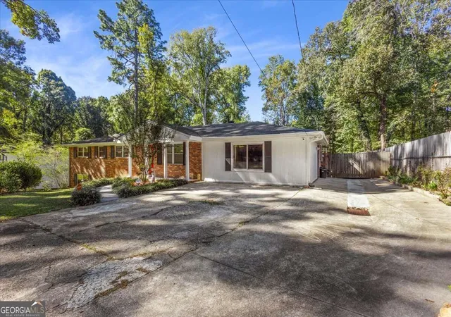 Photo 1 of Single family home for sale at 4129 King Edward Dr, Douglasville, GA 30135 | MLS# 10877748 | Listing updated on 2026-10-23