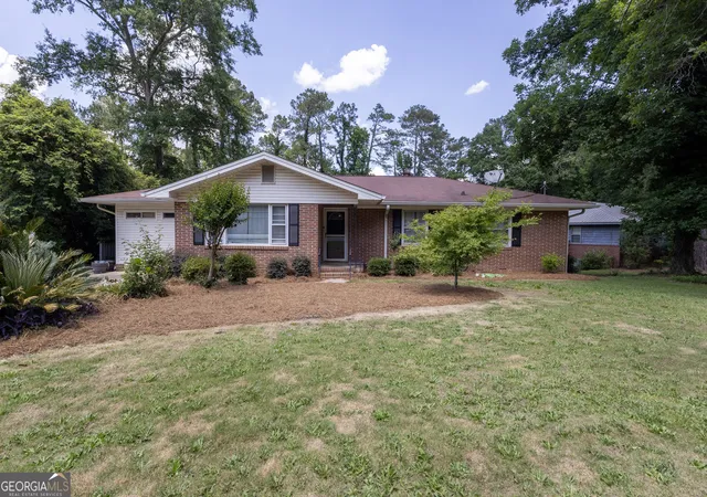 Photo 1 of Single family home for sale at 408 Skyway Dr, Warner Robins, GA 31088 | MLS# 10735461 | Listing updated on 2026-08-28